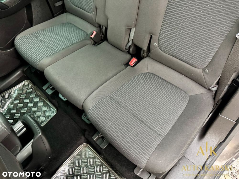 Opel Meriva - 38