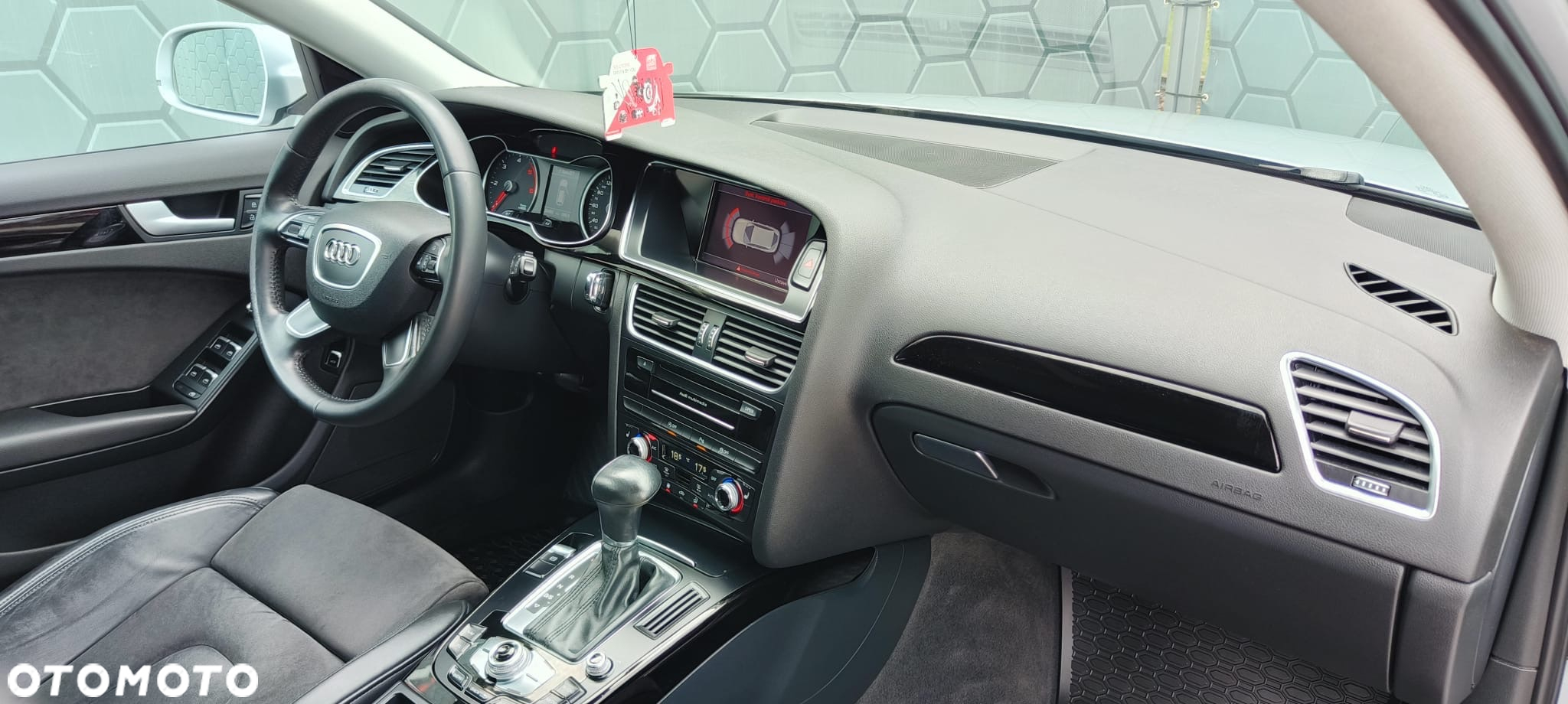 Audi A4 Avant 2.0 TDI Design S tronic - 18