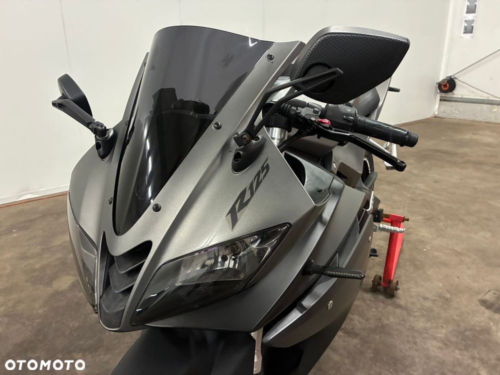 Yamaha R125 - 4