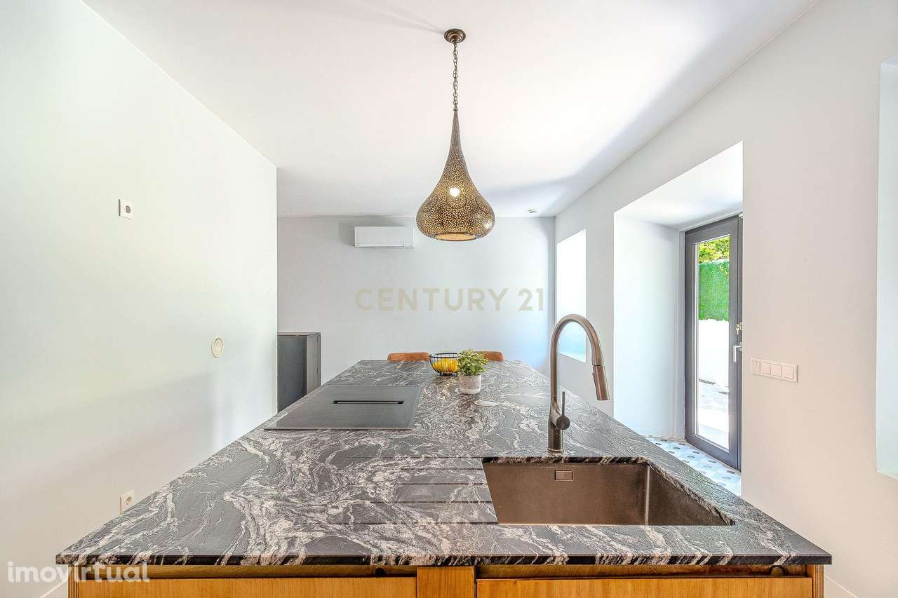 Moradia T3 | Renovada | Sistema de Domótica | Lounge no logradouro | E - Grande imagem: 5/60