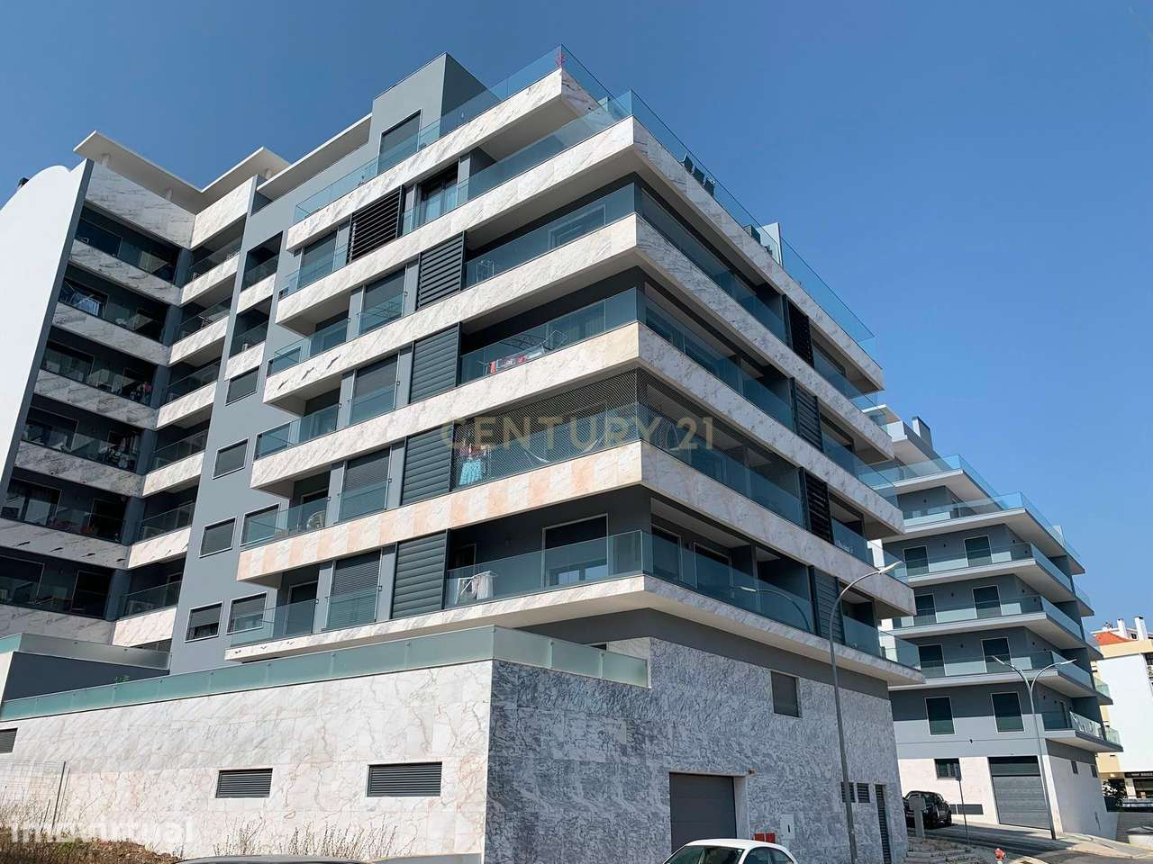 Oportunidade De Investimento Terreno Centro Amadora  com projeto aprov - Grande imagem: 2/18