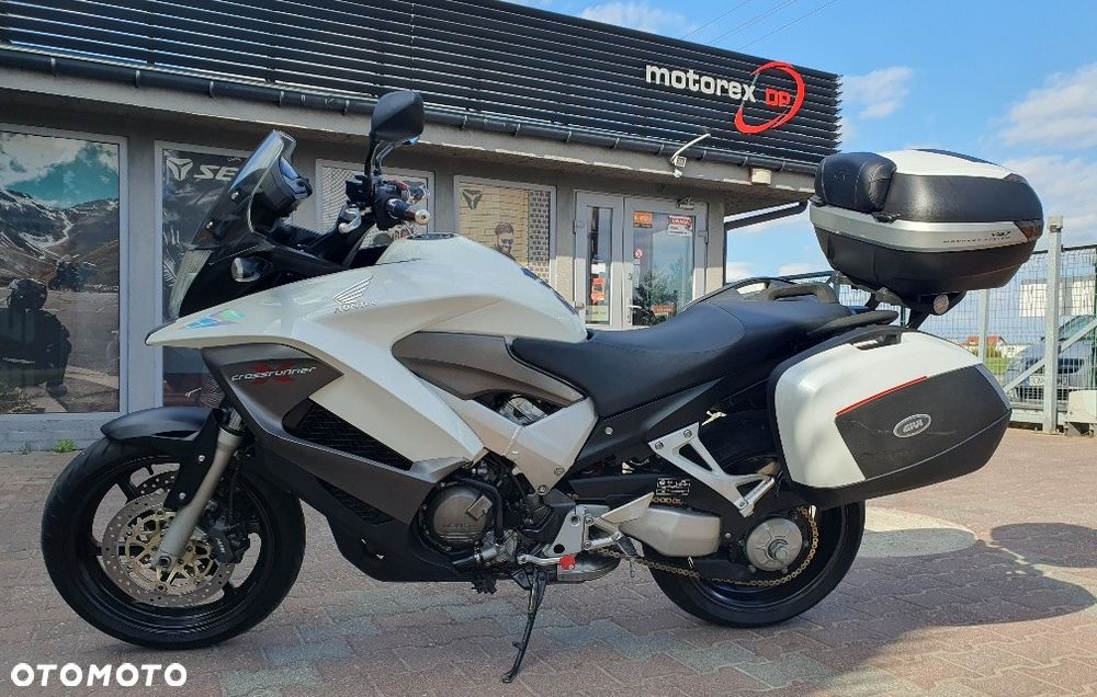 Honda VFR - 1
