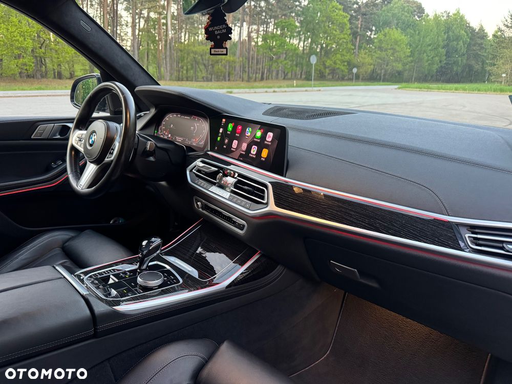 BMW X7 - 11