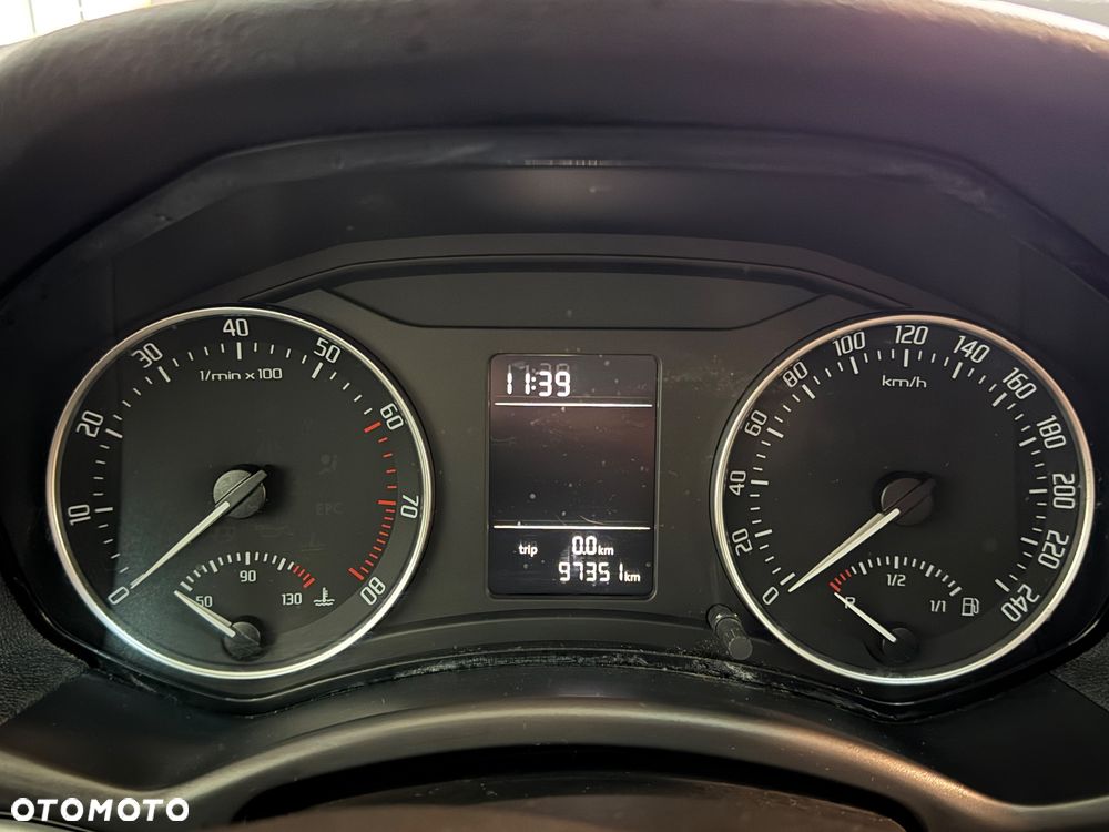 Skoda Octavia 1.4 TSI Ambiente - 11