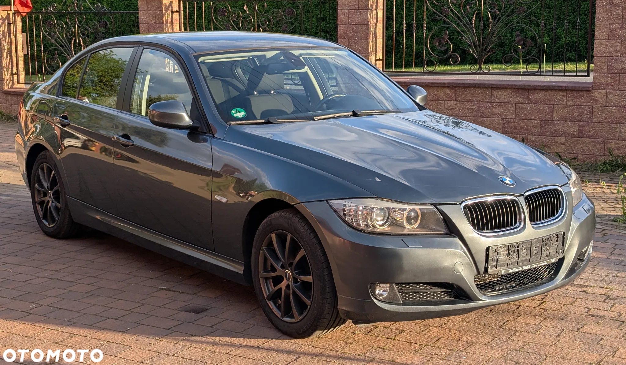 BMW Seria 3 318i - 2