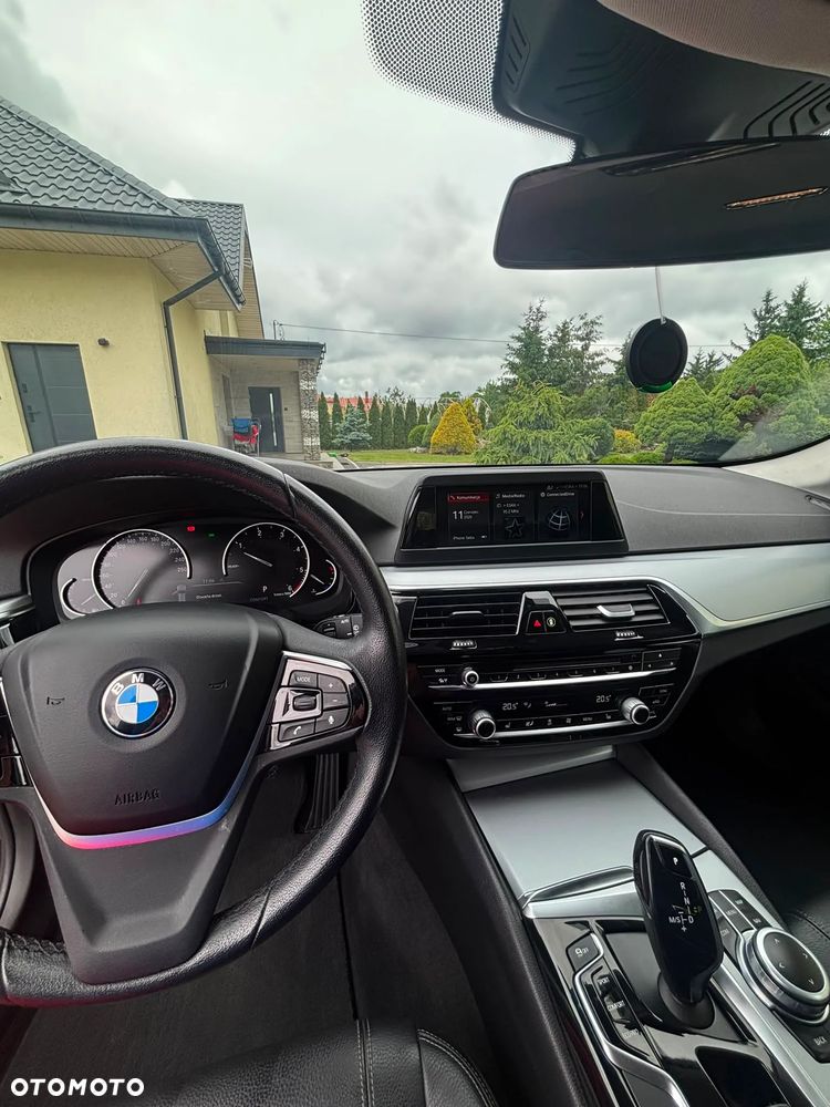 BMW Seria 5 520d Modern Line - 20