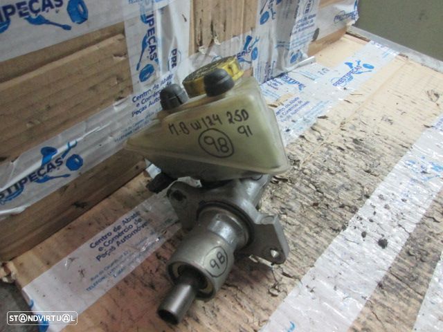 Bomba De Travão 3350881241 MERCEDES W124 1991 2.5 D DIESEL MERCEDES W124 1991 2.0 D DIESEL - 1
