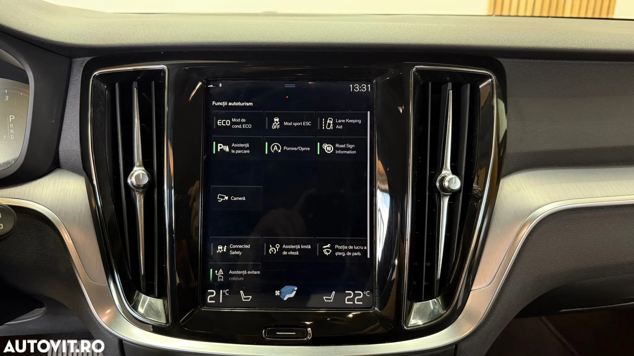 Volvo V60 D3 Momentum - 29