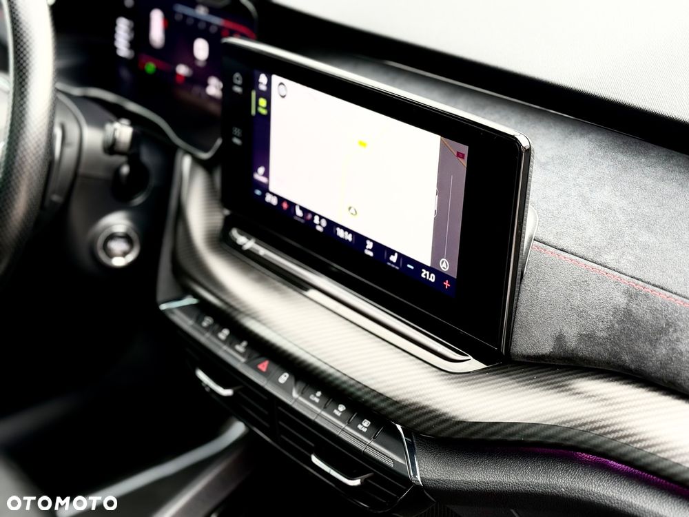 Skoda Octavia 2.0 TDI DSG RS Plus - 29