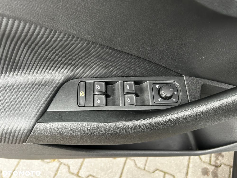 Skoda Scala 1.0 TSI Monte Carlo DSG - 17