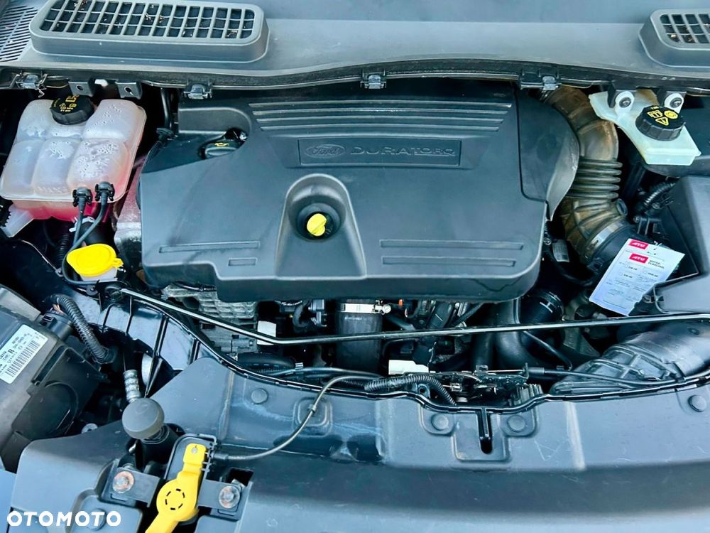 Ford Kuga - 41
