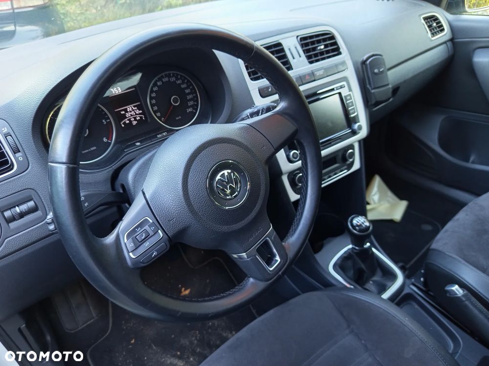 Volkswagen Polo - 4