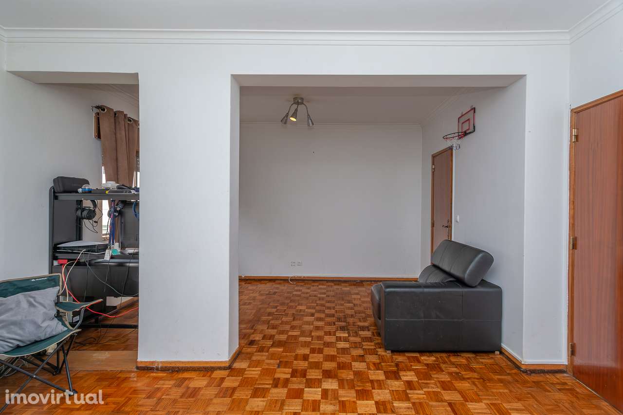 Vende-se T3 em Algueirão - Grande imagem: 4/27