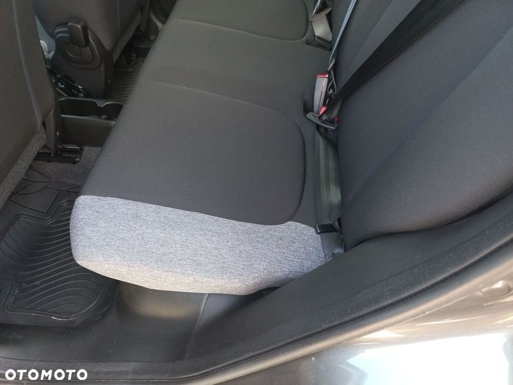 Fiat Panda 1.0 Hybrid City Cross - 11