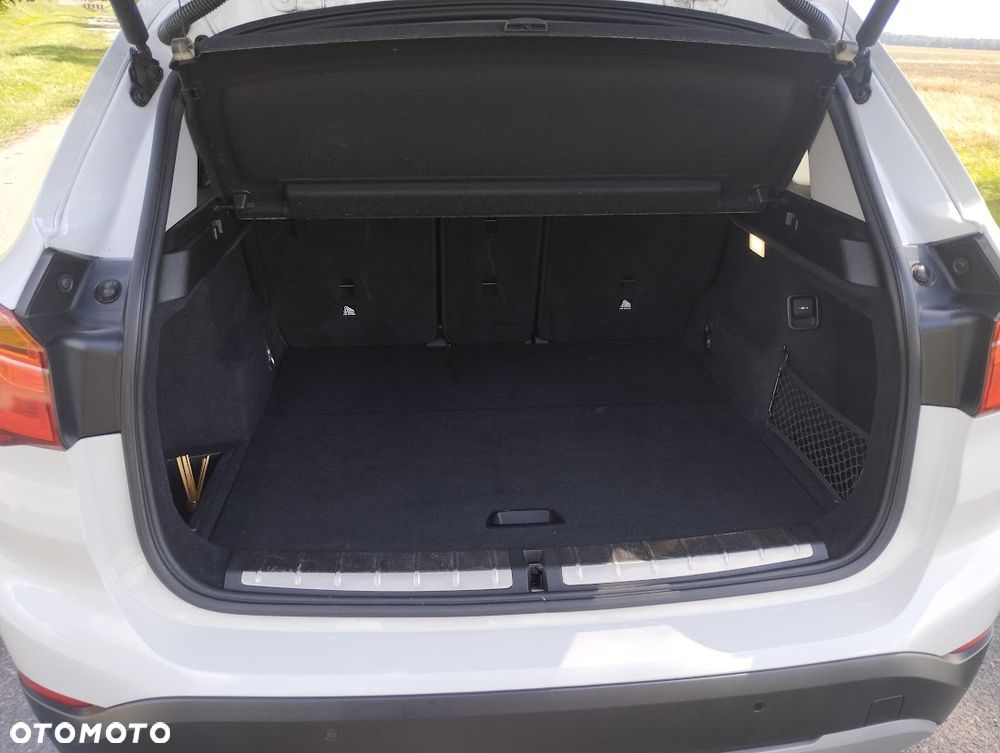 BMW X1 sDrive18d Sport Line sport - 15