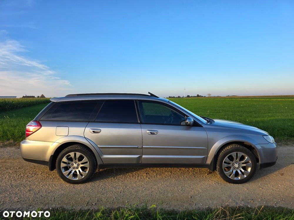 Subaru Outback - 6