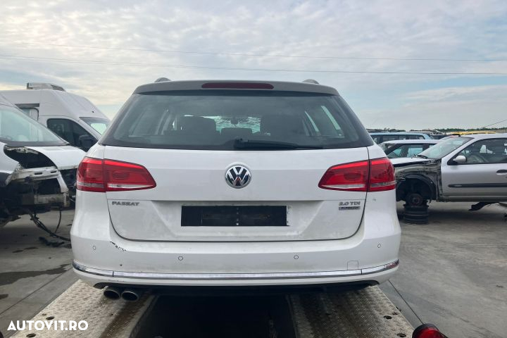 Buton deschidere hayon din exterior COMBI Volkswagen VW Passat B7  [din 2010 pana  2015] seria Vari - 4