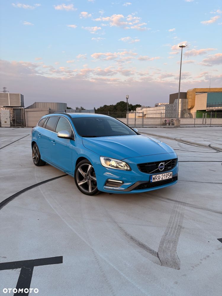 Volvo V60 D4 Geartronic - 1