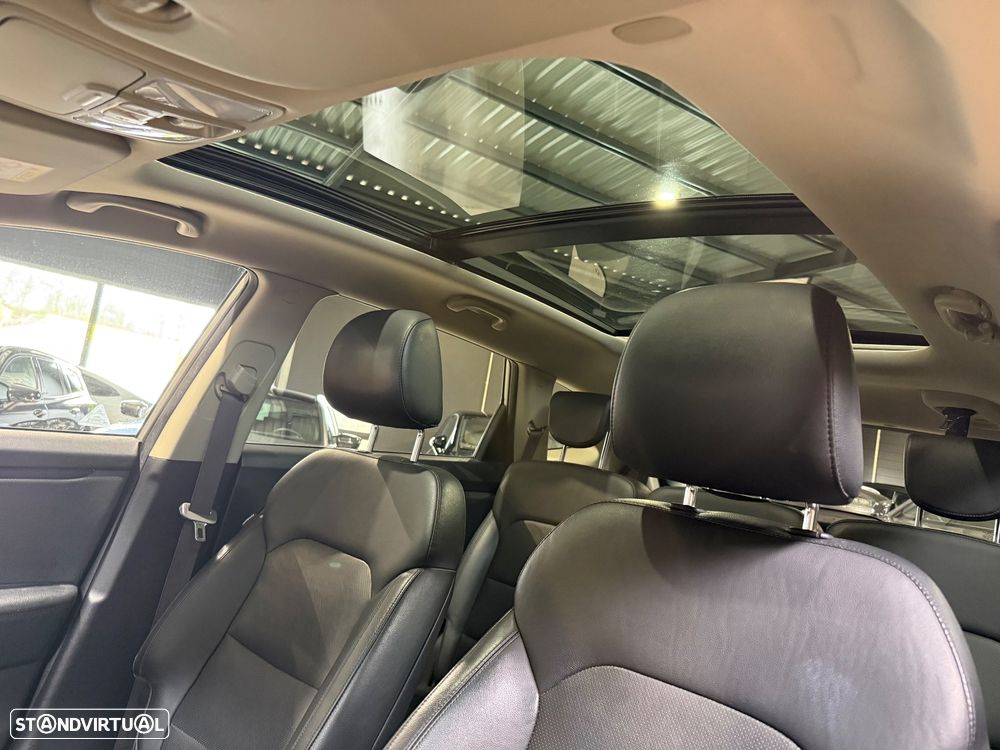 Kia Carens 1.7 CRDi ISG TX 7DCT - 26