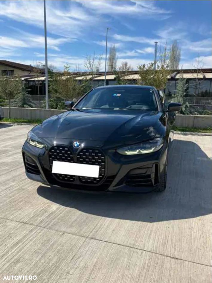 BMW M4 M440i xDrive - 2