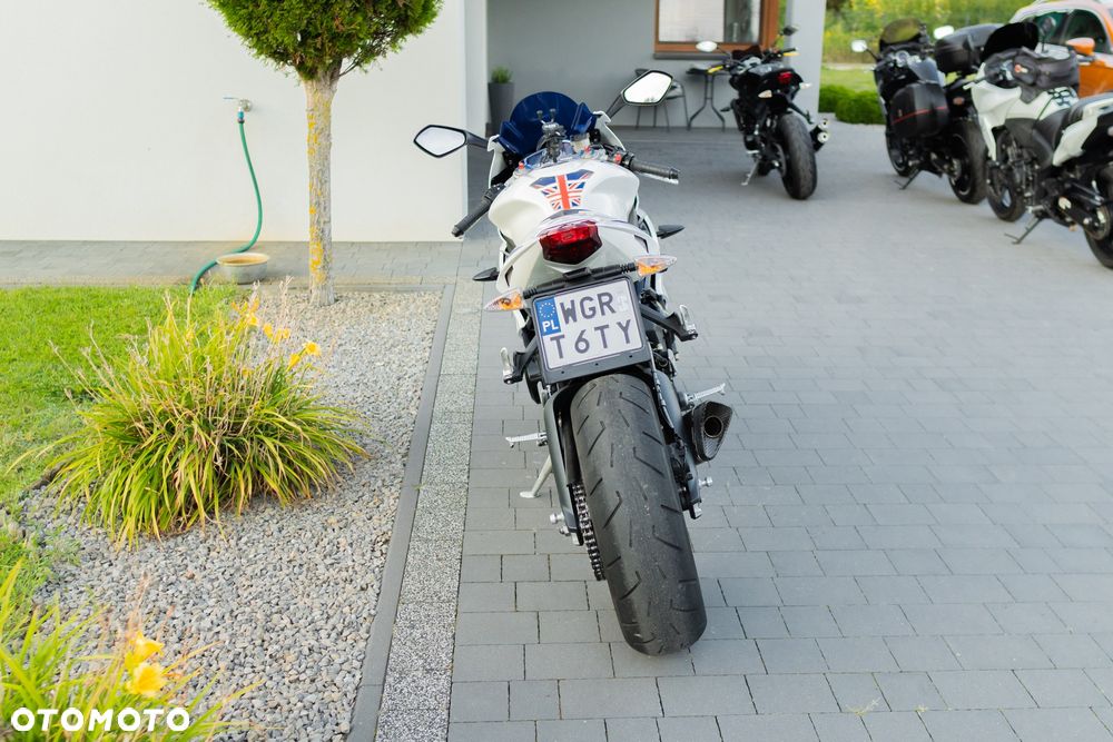 Triumph Daytona - 5