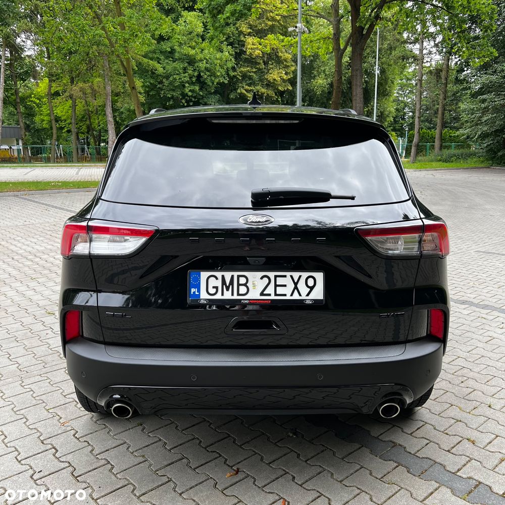 Ford Escape 2.0 EcoBoost AWD Titanium - 9