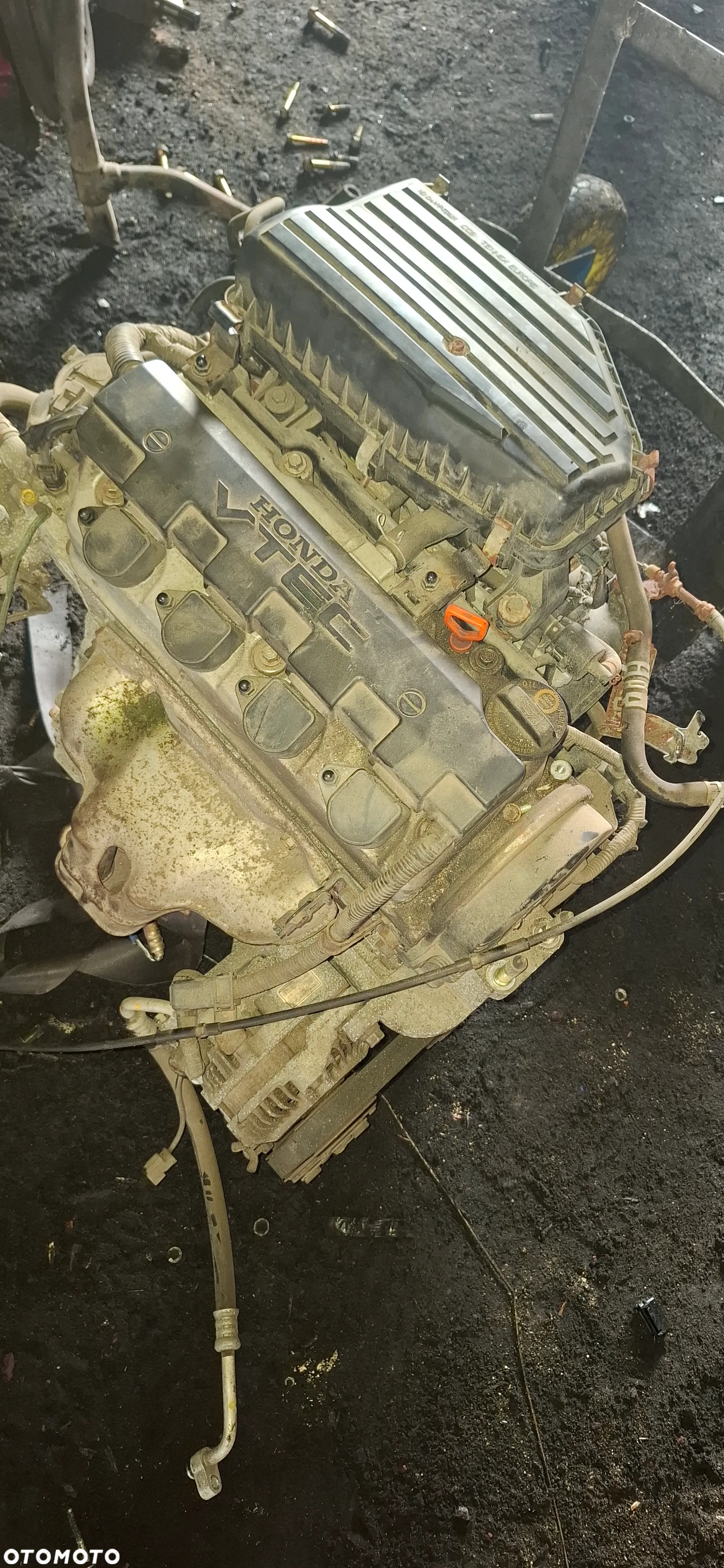 SILNIK SŁUPEK BENZYNOWY D16V1 HONDA CIVIC 7 VII 1.6 - 3