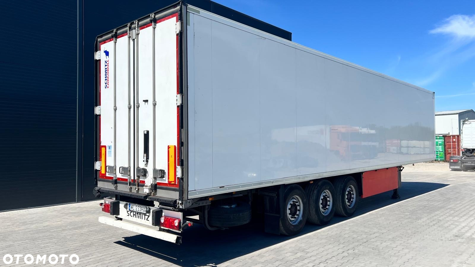 Schmitz Cargobull SKO 24/L - 2