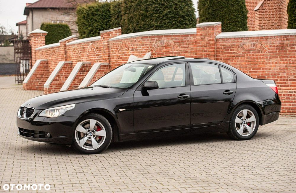 BMW Seria 5 520d Special Edition - 13