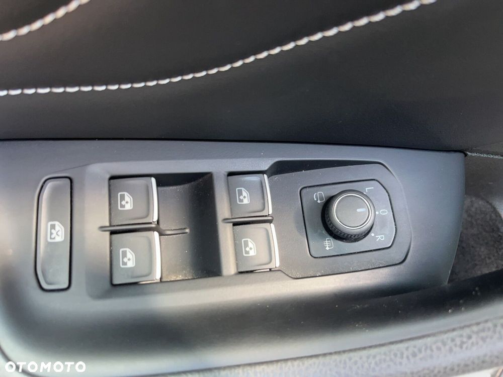 Volkswagen Passat Alltrack - 11