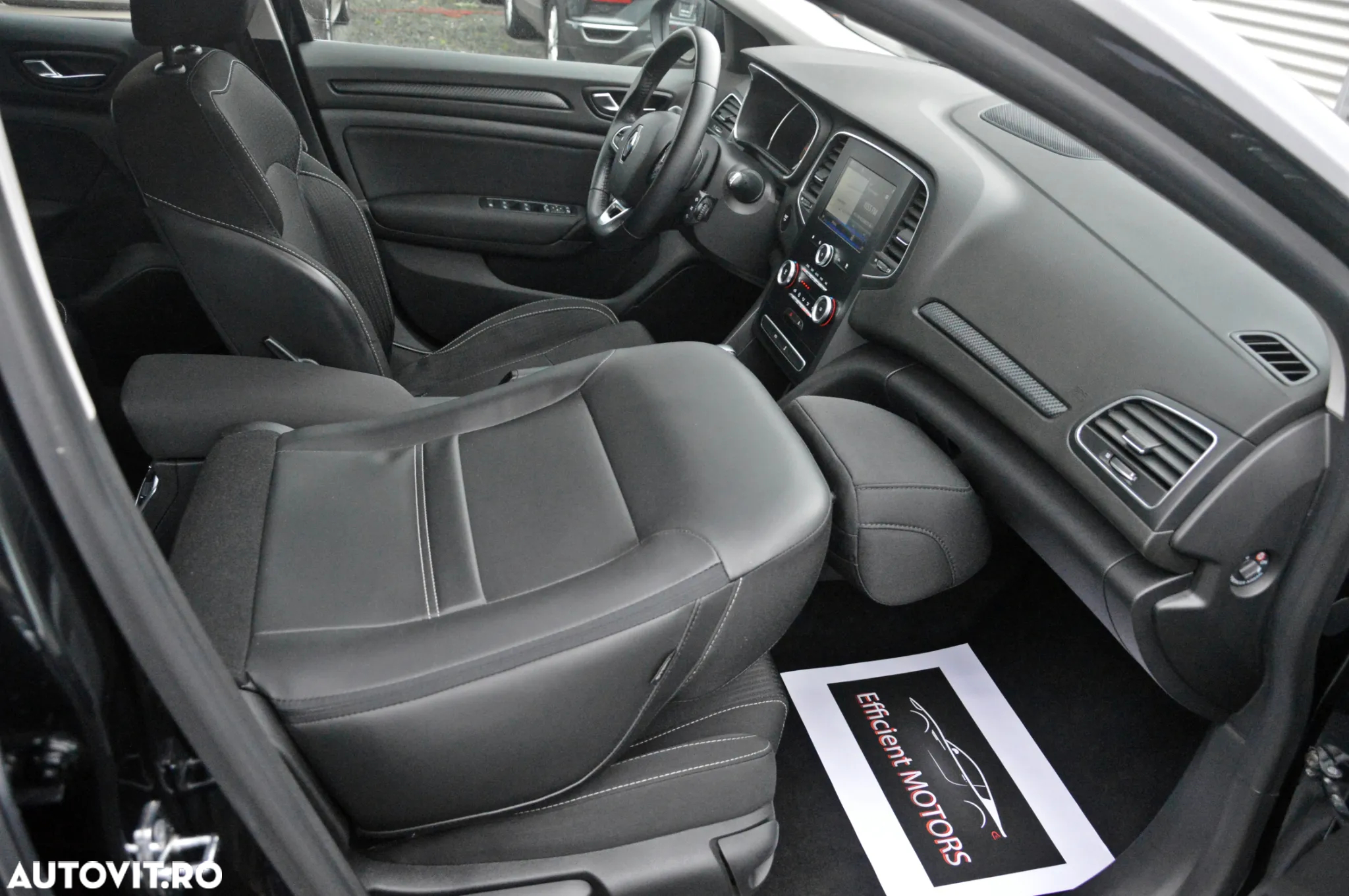 Renault Megane BLUE dCi 115 EDC BUSINESS EDITION - 22