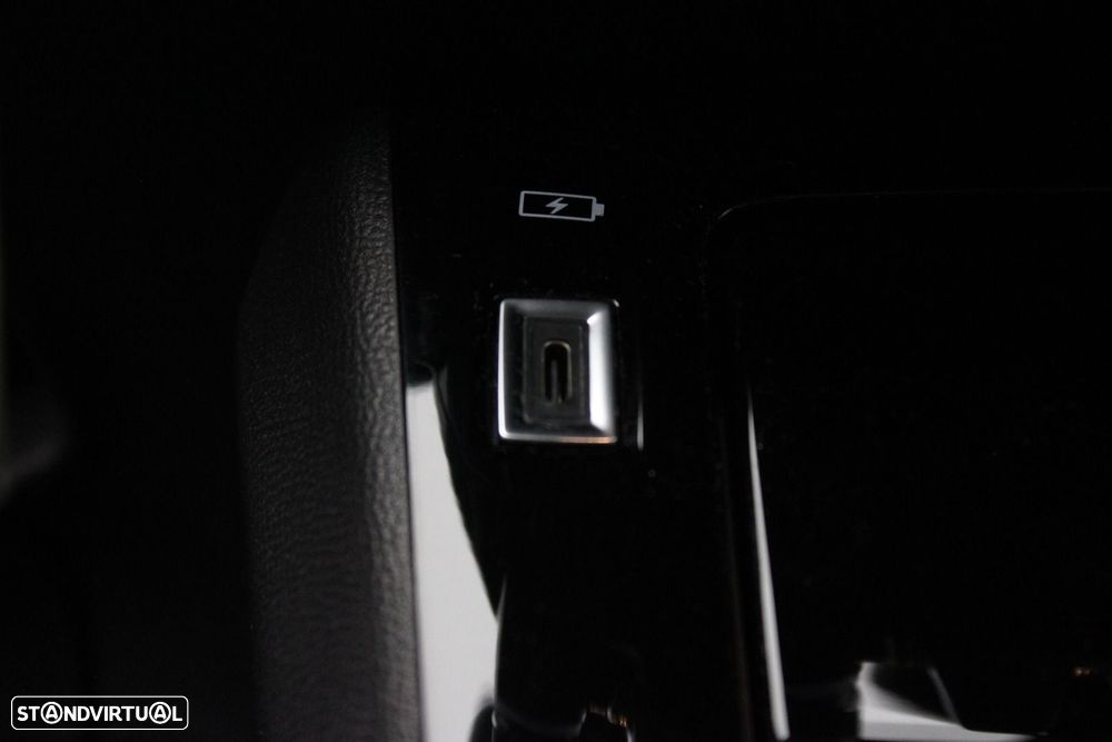 Peugeot 208 1.5 BlueHDi Allure - 23