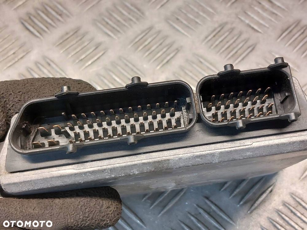 ZESTAW STARTOWY SKODA OCTAVIA I 06A906018DJ - 12