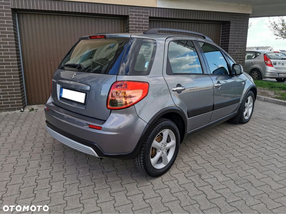 Suzuki SX4 1.9 DDiS DPF Streetline 4x2 Club - 2