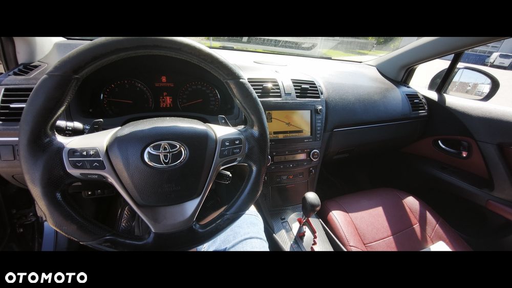 Toyota Avensis - 7
