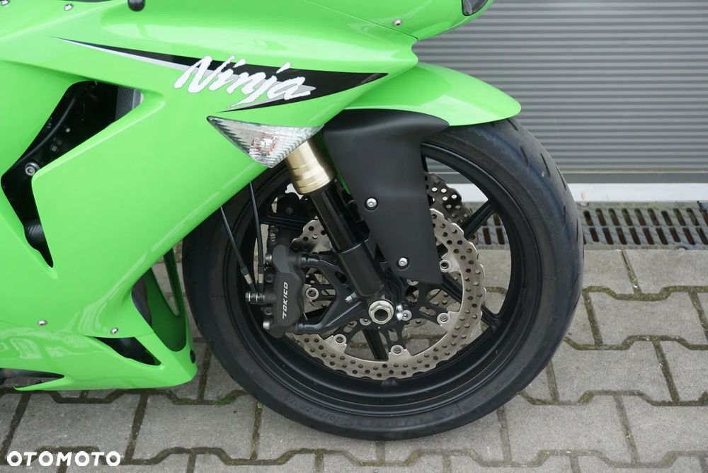 Kawasaki Ninja - 8