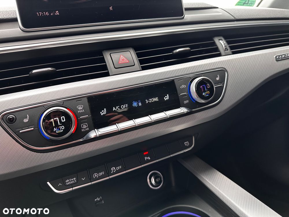 Audi A4 Avant 40 TDI quattro S tronic S line - 29