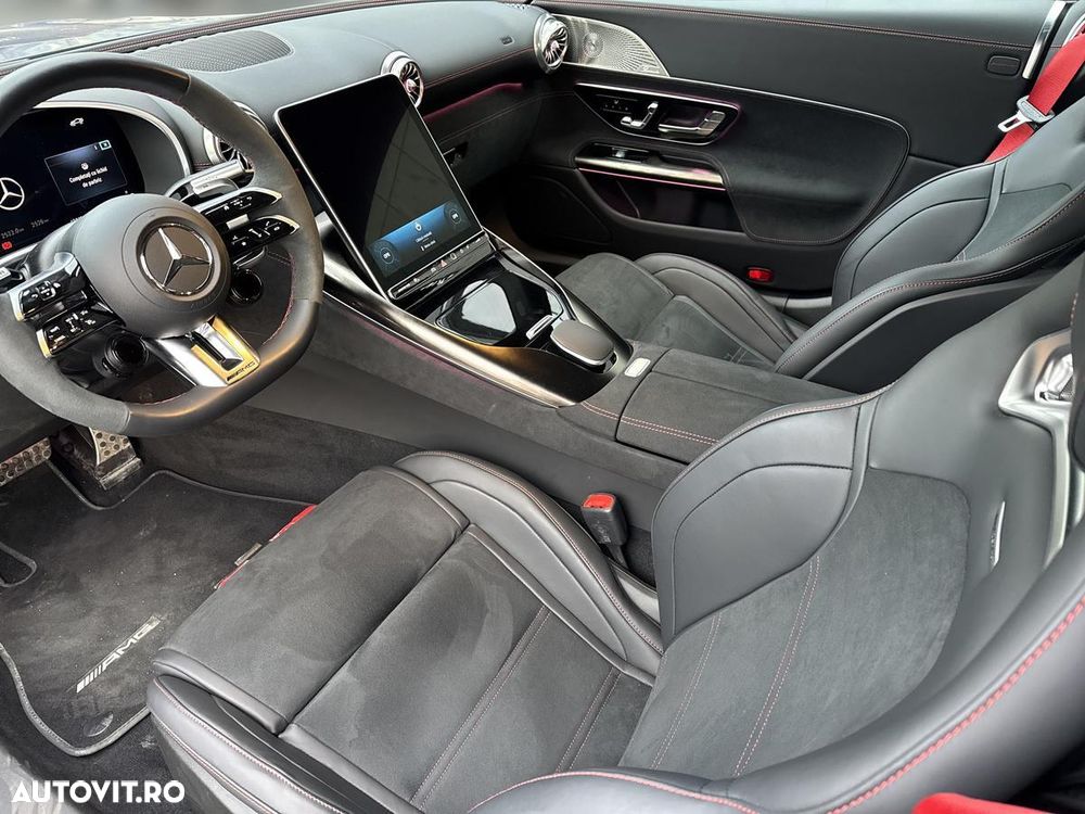 Mercedes-Benz AMG GT - 11