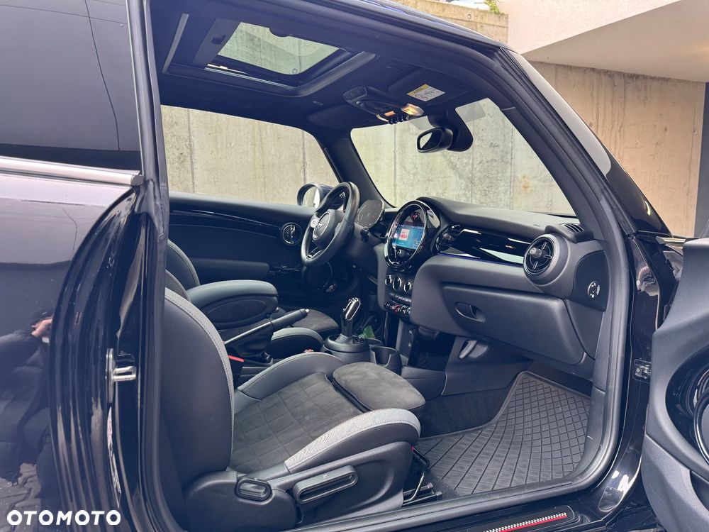 MINI John Cooper Works - 8