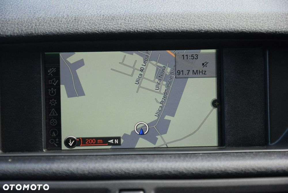 BMW X1 sDrive18d - 26