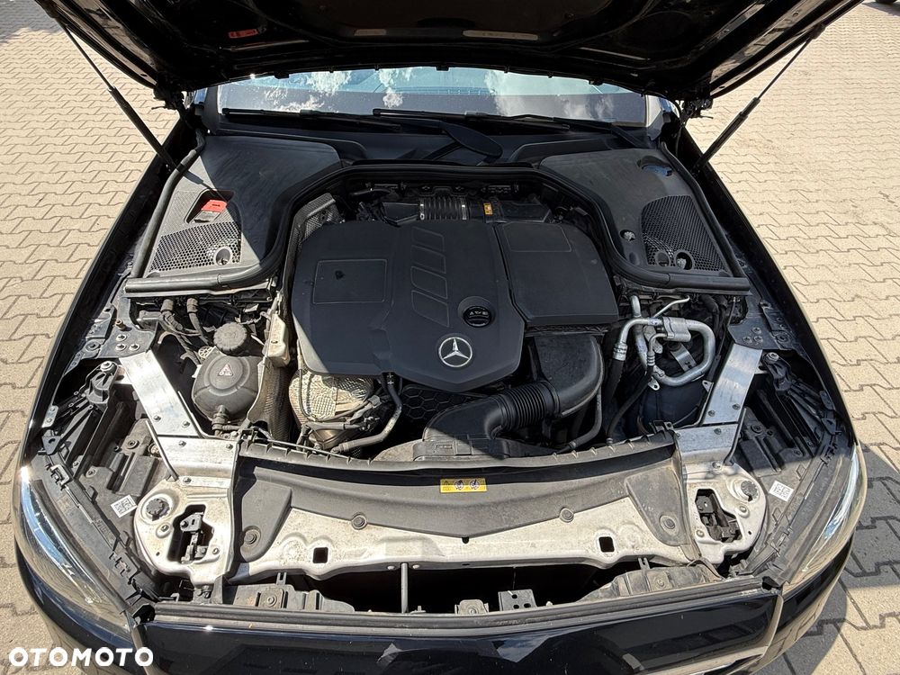 Mercedes-Benz Klasa E - 16