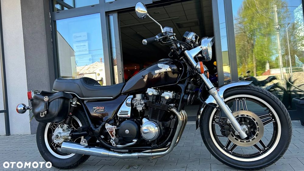 Honda CB - 4