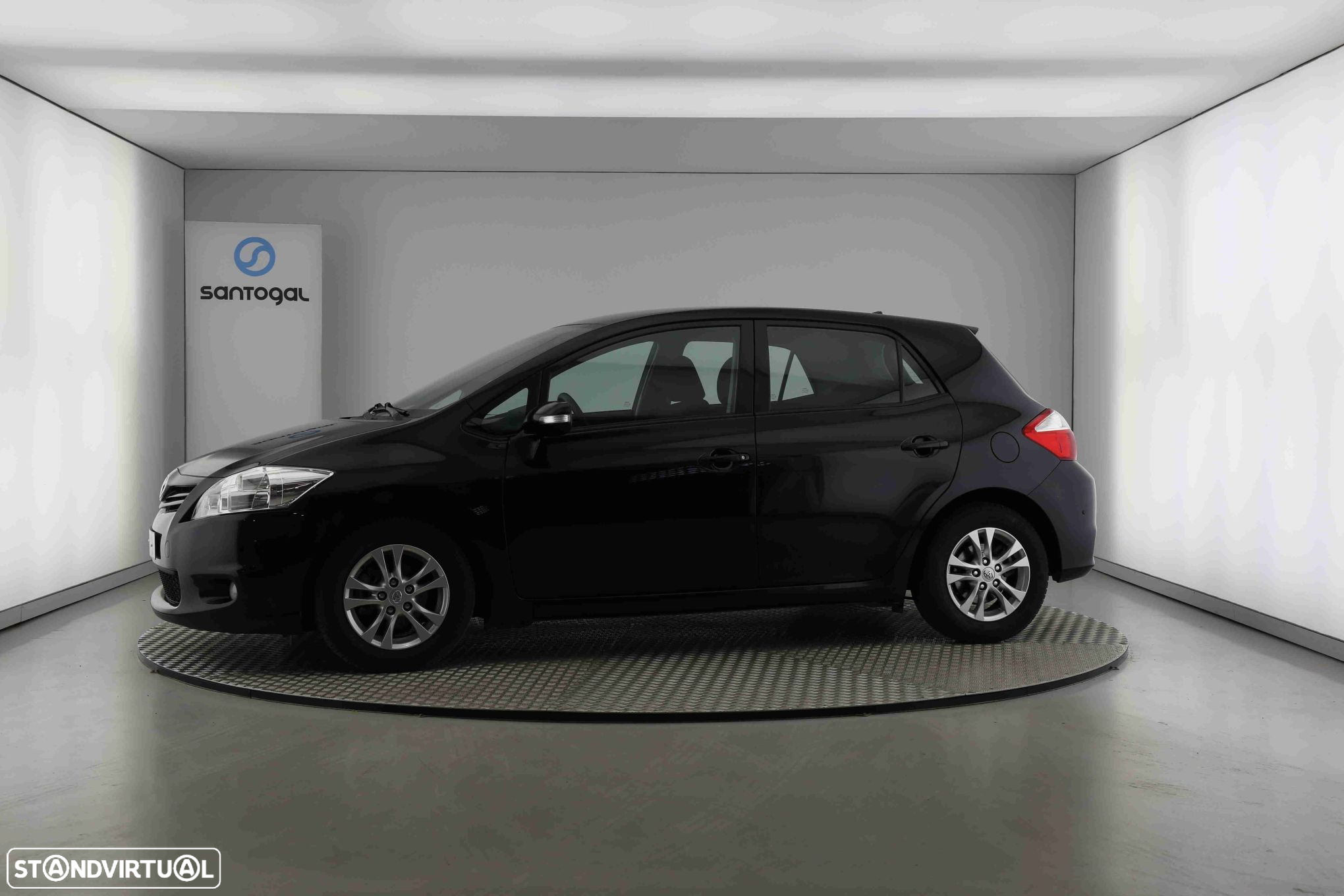 Toyota Auris 1.4 D-4D Comfort - 6