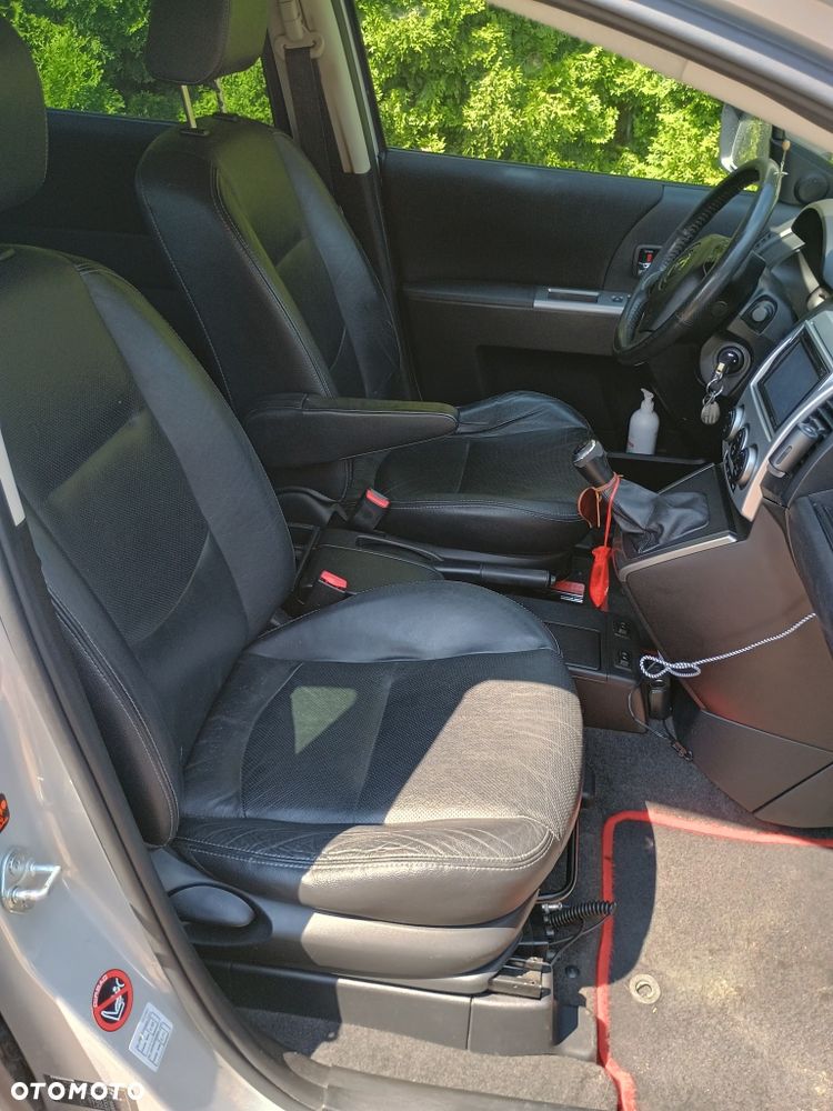 Mazda 5 - 4