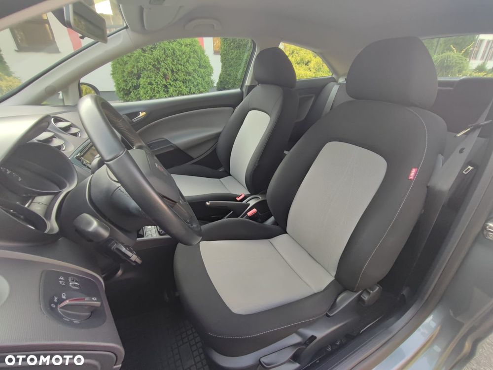 Seat Ibiza SC 1.4 16V Style - 24