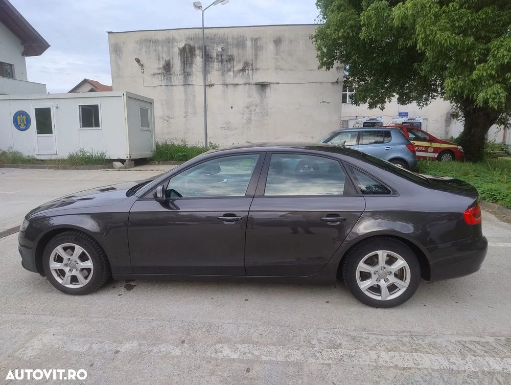 Audi A4 2.0 TDI B8 - 5