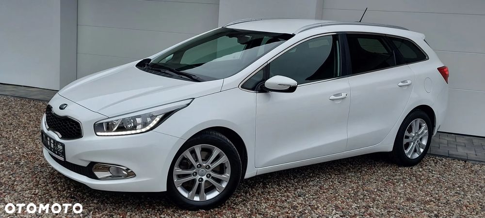 Kia Ceed 1.4 CVVT ISG Spirit - 13