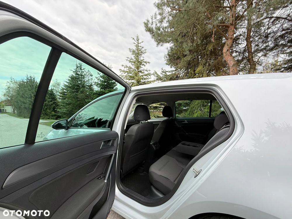 Volkswagen Golf 1.6 TDI BMT Comfortline - 20