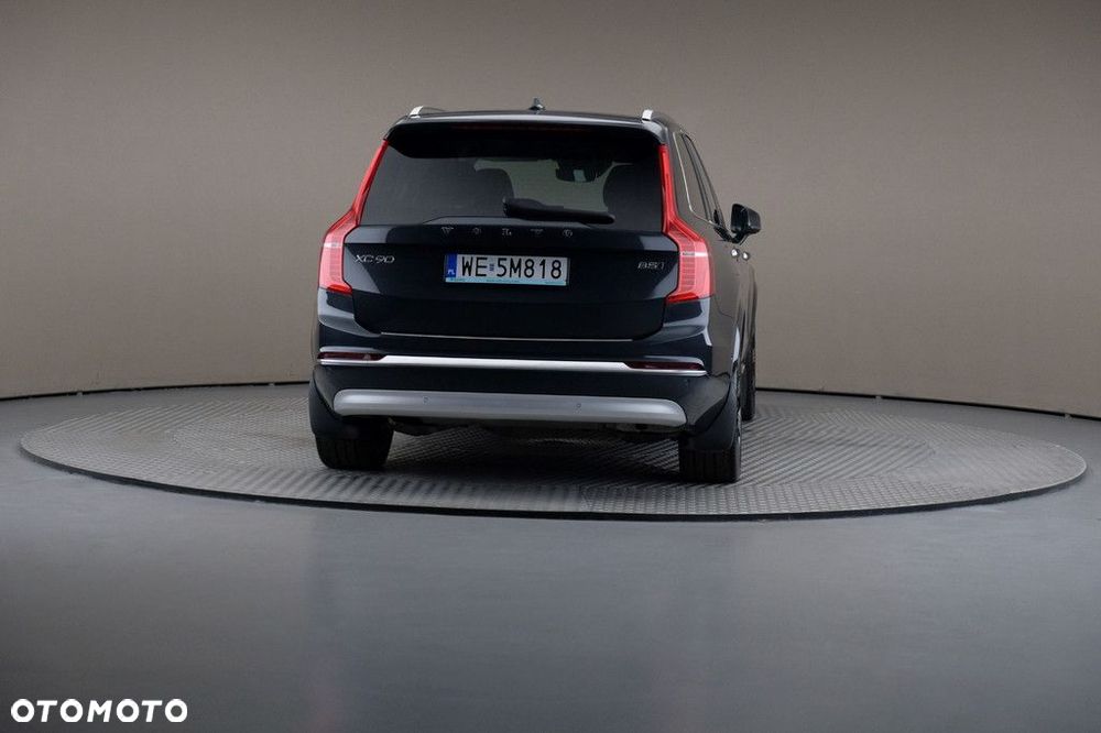 Volvo XC 90 - 5