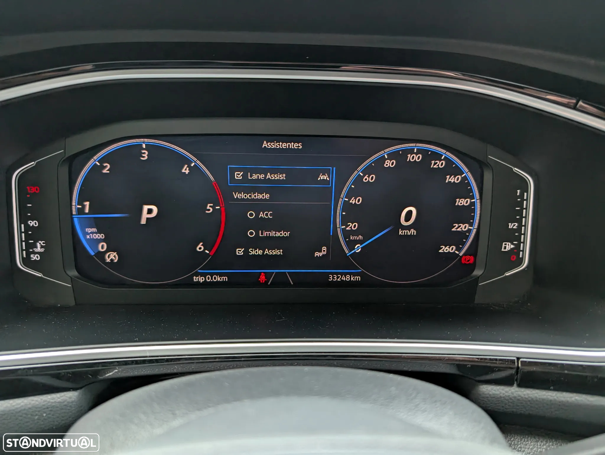 VW T-Roc 2.0 TDI R-Line DSG - 26